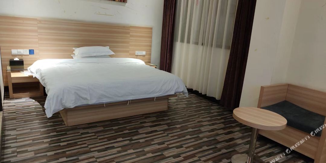 平南名流便捷酒店