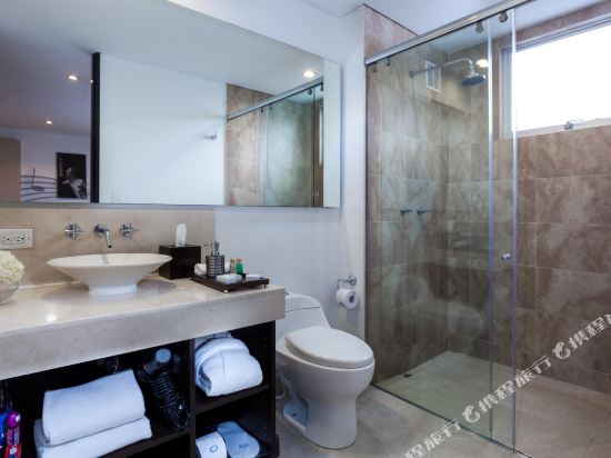 Jazz Apartments Luxury Suites - Tap to explore photos