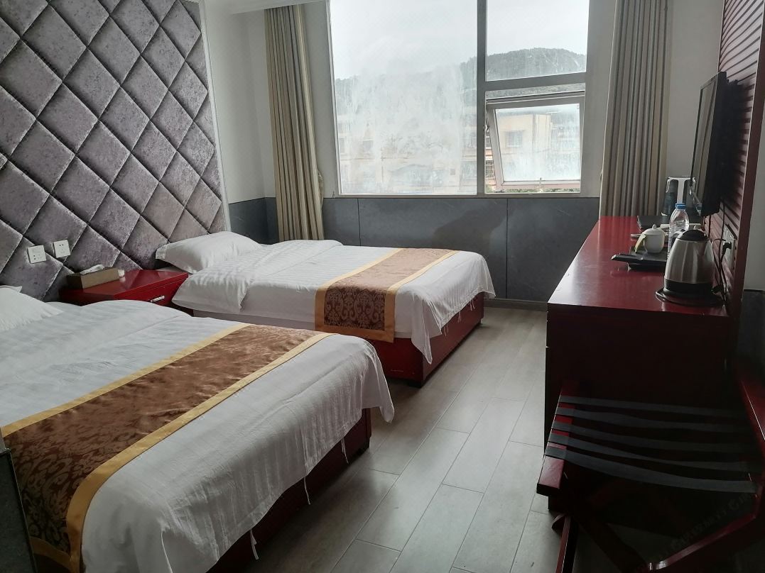 Jiange Jindi Hotel
