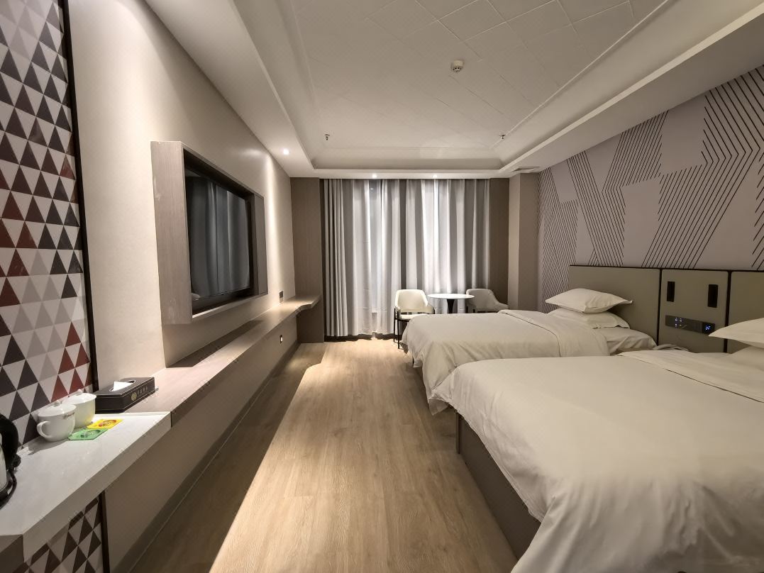 Huaxin Hotel