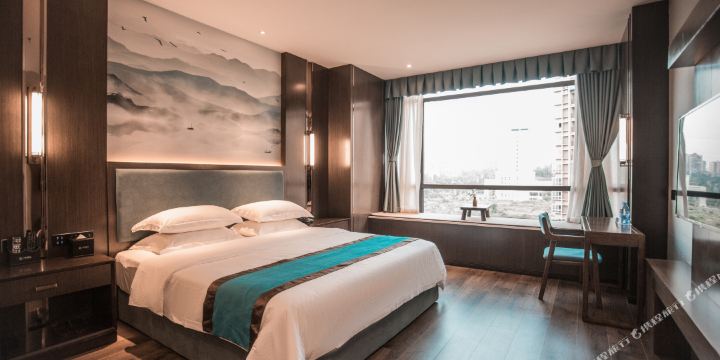 千悦大酒(泸州华润万象汇购物中心)