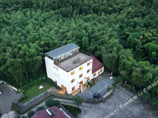 溧阳晚秋山居民宿