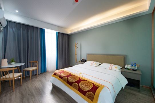 Kunming Haolong Business Hotel
