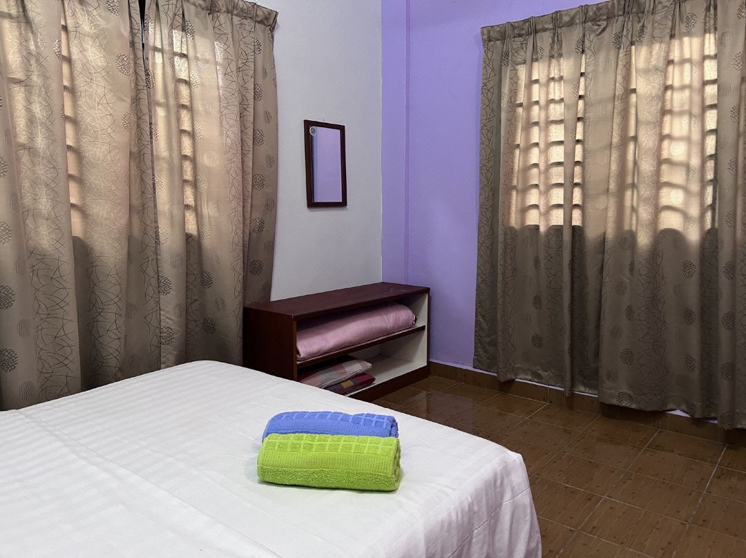 OYO 90967 Homestay Chalet Warisan Siti
