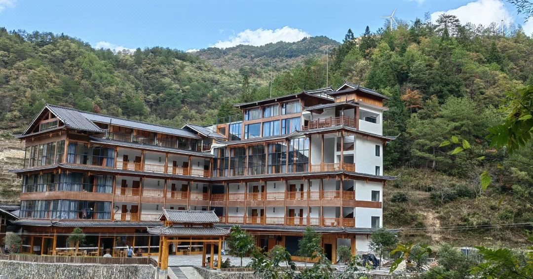 Legendary Shangbao Smart Home Inn