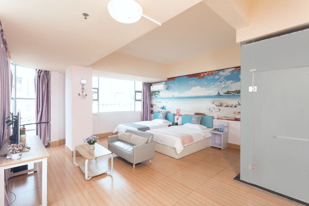 New Impression Creative Theme Hotel (Guangdong Medical University Affiliated Hospital)