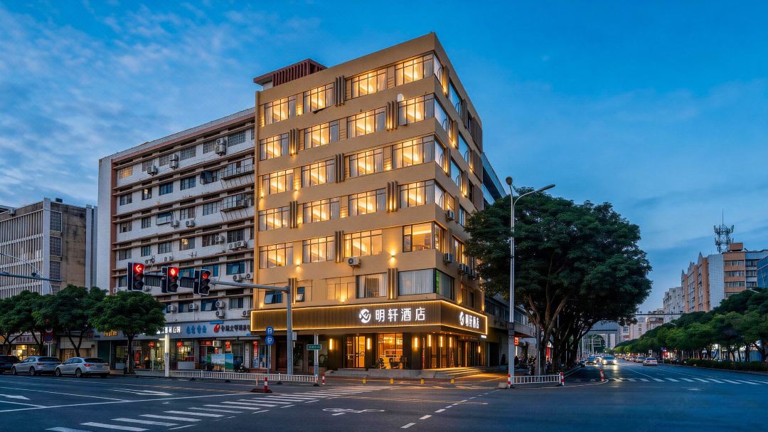 Mingxuan Business Hotel (Zhangzhou Ancient Town RT-Mart Store)