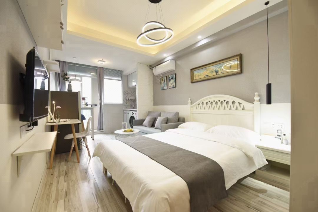 Chongqing Zhumo Apartment (Xinqiao Hospital West Station Branch)