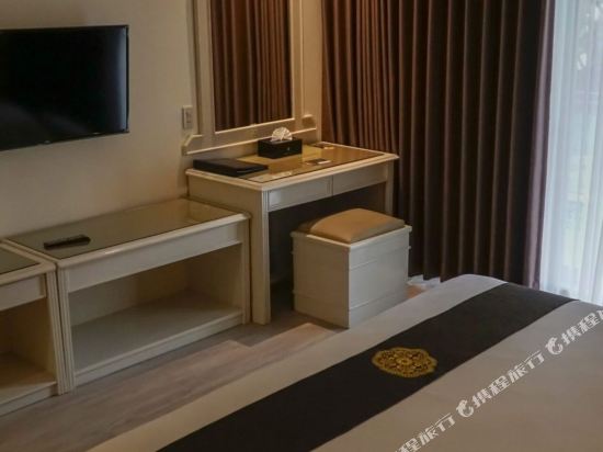 Java Heritage Hotel Purwokerto - Tap to explore photos