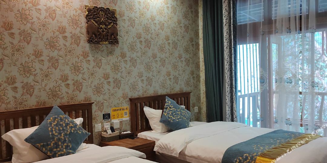 西双版纳景洪曼丽阁客栈(告庄星光夜市店)