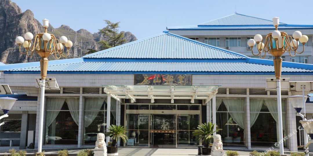 十渡风景旅游区笔架山汤庄别墅(市政路分店)