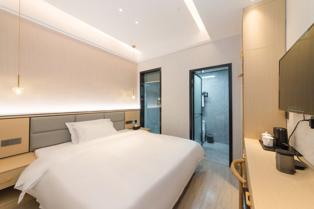 Yasu Hotel