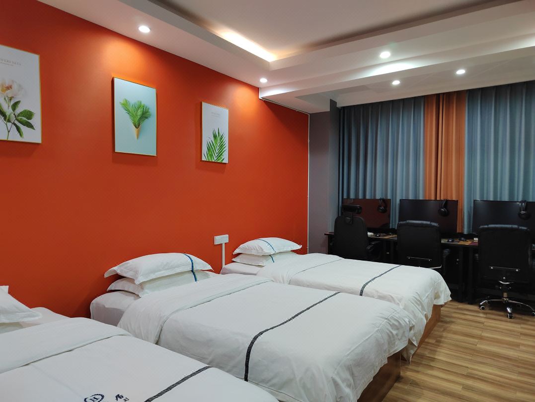 Enshi Shunxin E-sports Theme Hotel