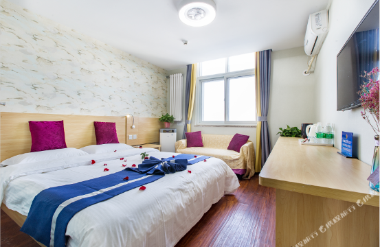 北京华成智选酒店(新国展后沙峪地铁站店)