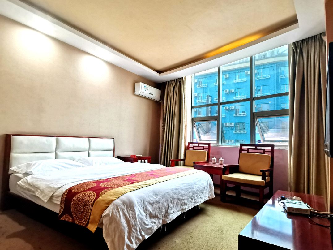 Mengzi Tiancheng Hotel