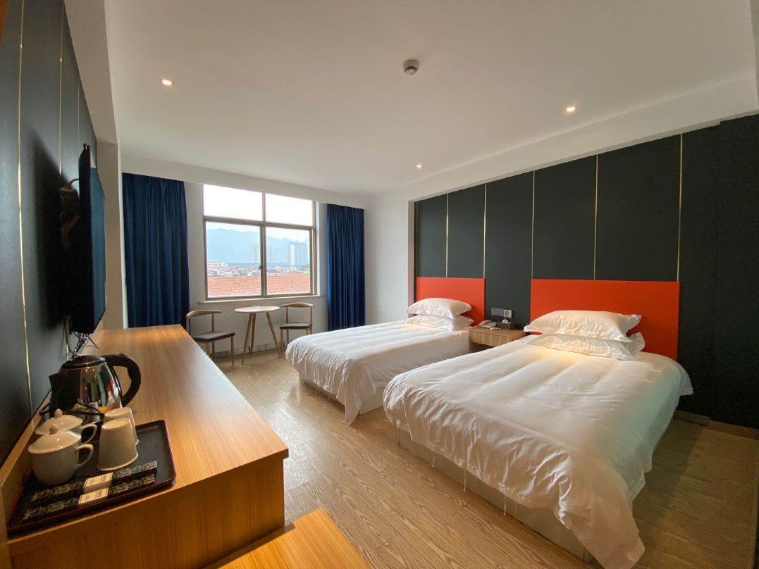 Dongyang Shenyue Hotel