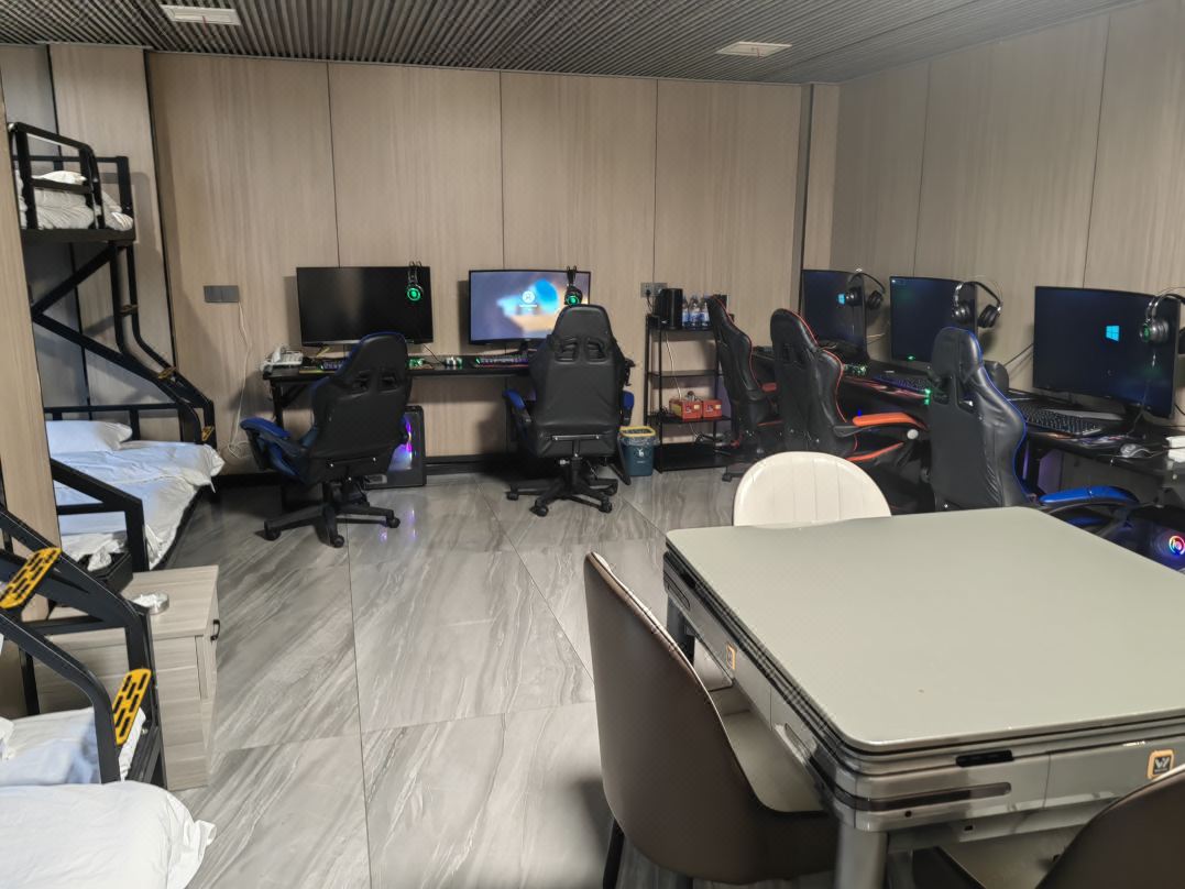 Times E-sports Hotel