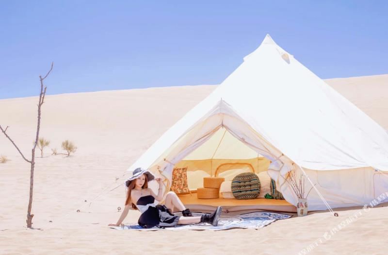 敦煌月光部落沙漠露营基地