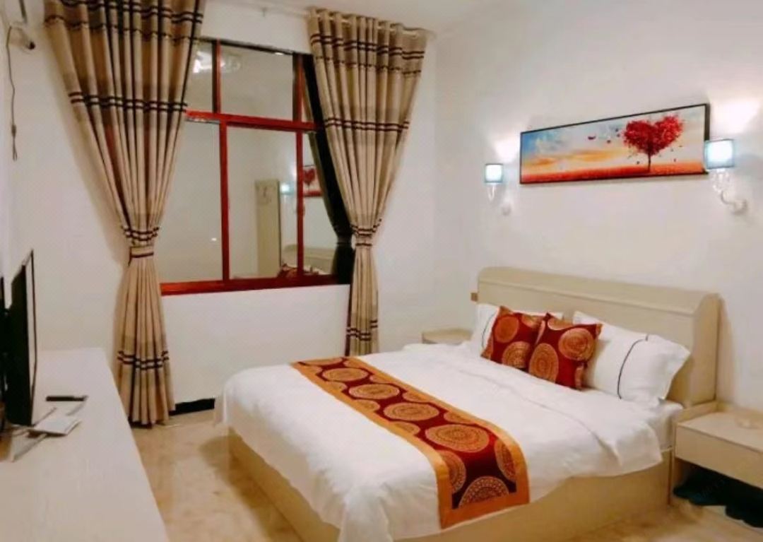 Libo Xinlong Express Hotel