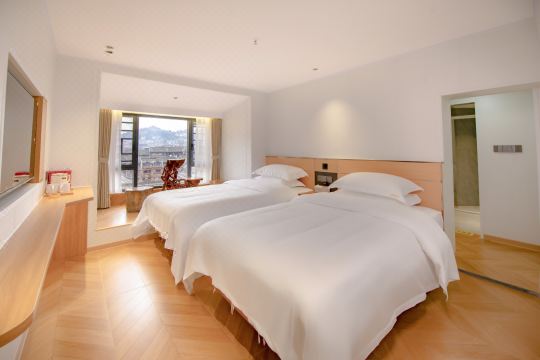 Fenghuang Qingjian Homestay (Fenghuang Ancient Town)