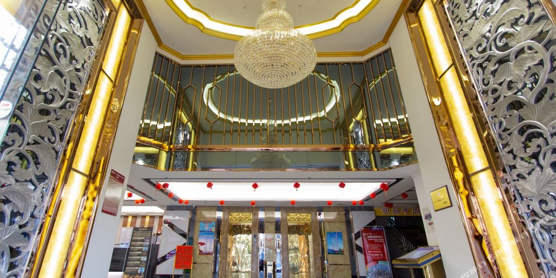 华南大洒店(蓝田路店)