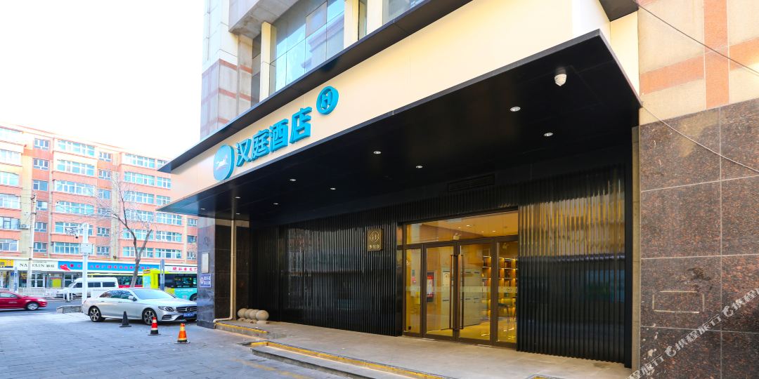 汉庭酒店北门地铁站)