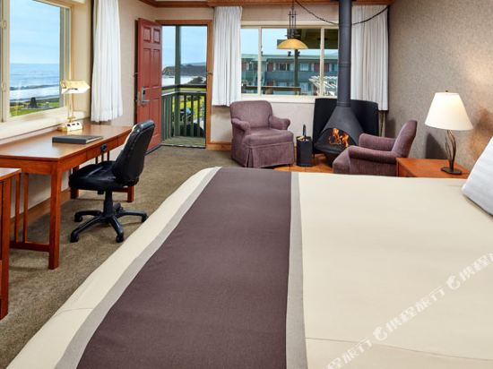 Cavalier Oceanfront Resort - Tap to explore photos