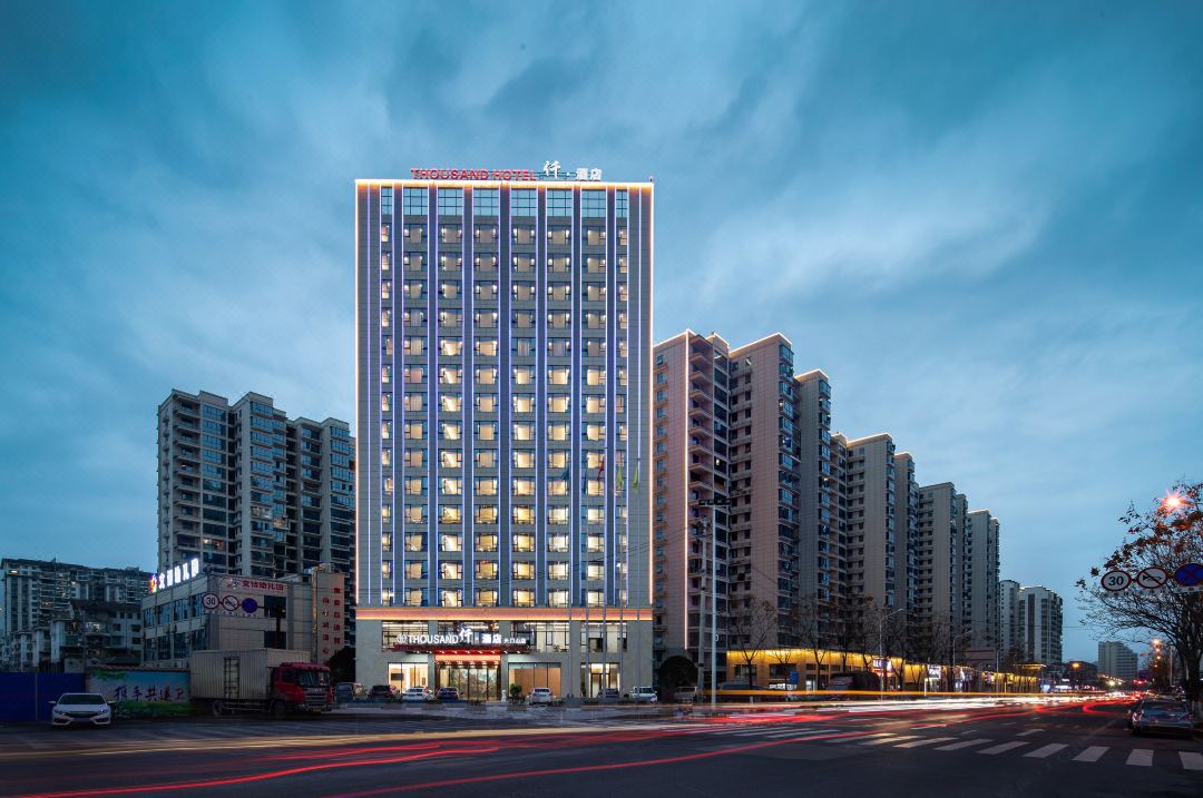 THOUSAND HOTEL