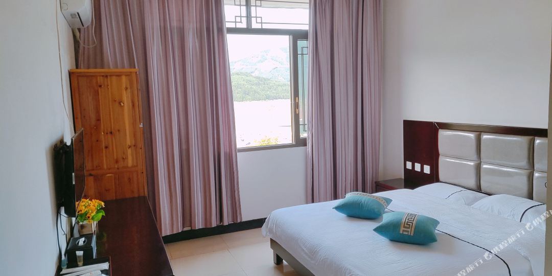 瓦屋山王坪之家农家乐