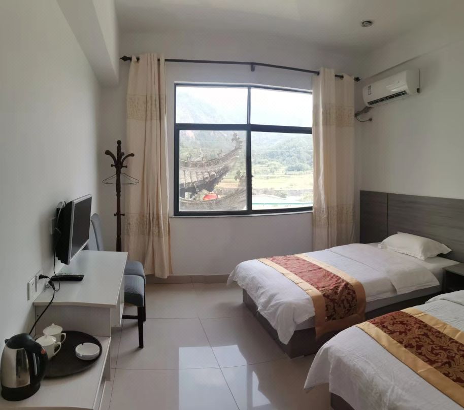 Jixi Longchuan Scenic Area Longchi Manor Farmhouse