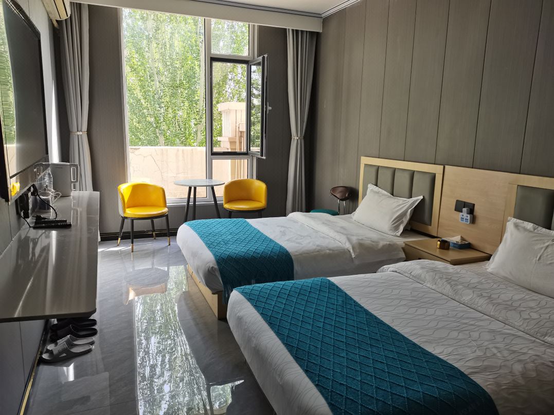Zhongpu Hotel