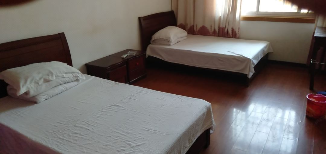 Yangzhong Yingchun Hostel