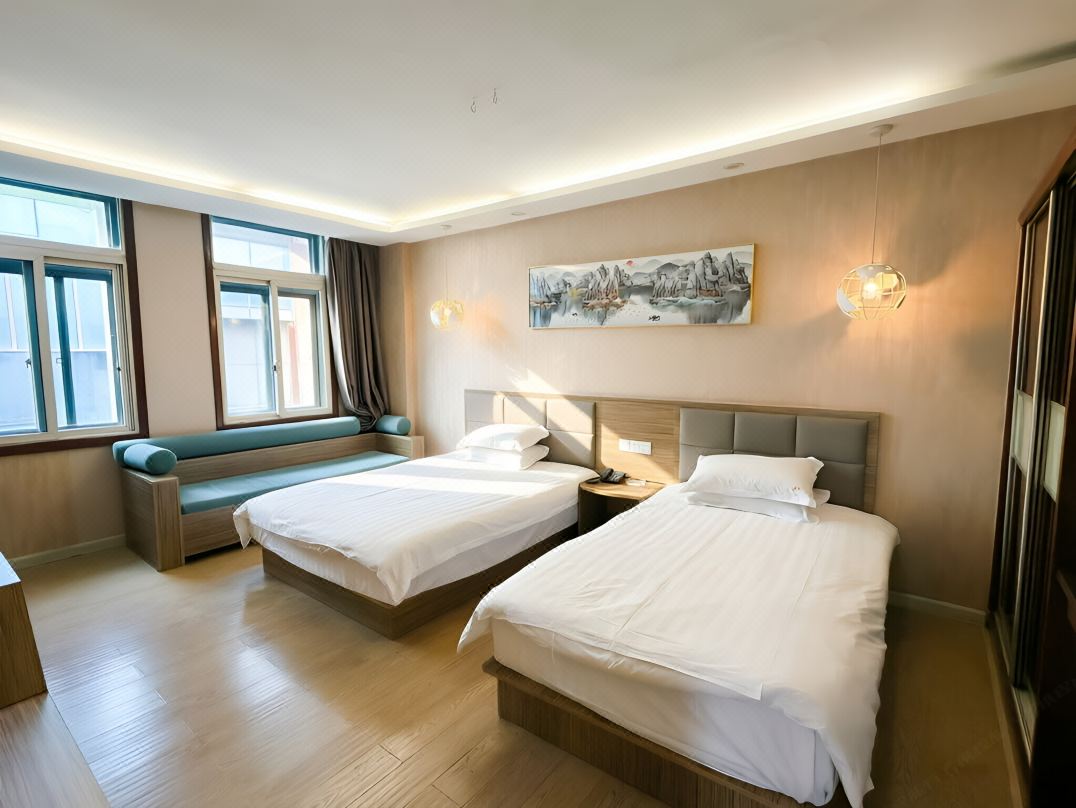 E Home Business Hotel