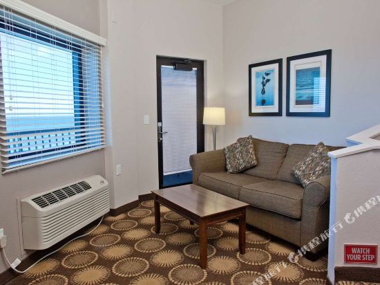 Best Western New Smyrna Beach Hotel & Suites - Tap to explore photos