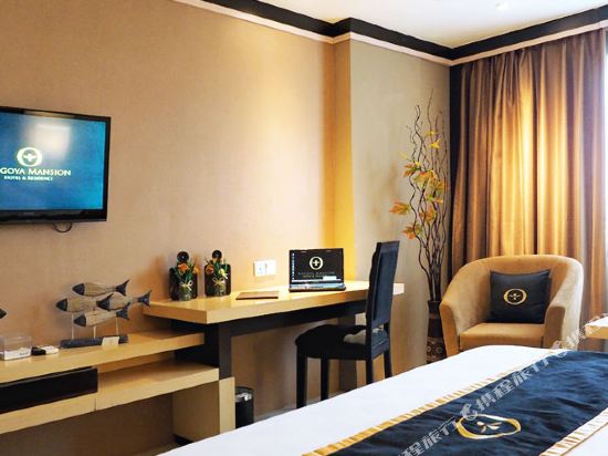 GiiA Hotel Nagoya Batam - Tap to explore photos