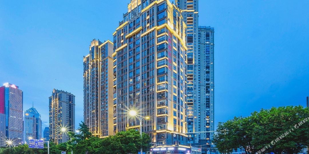 铂豪戴斯大酒店(南昌世茂店)