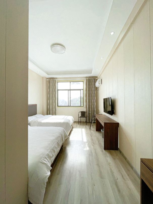 Jiugongshan Nature World Hotel