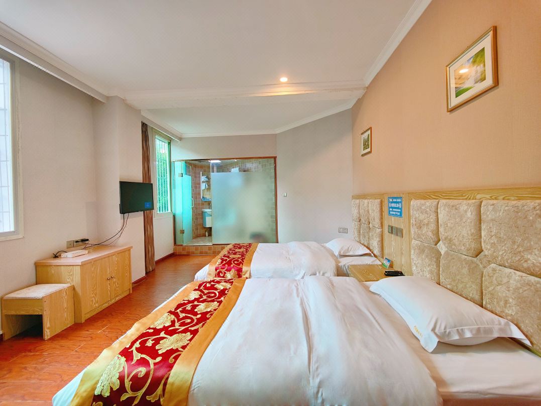 Cangxi New Supply and Marketing Business Hotel