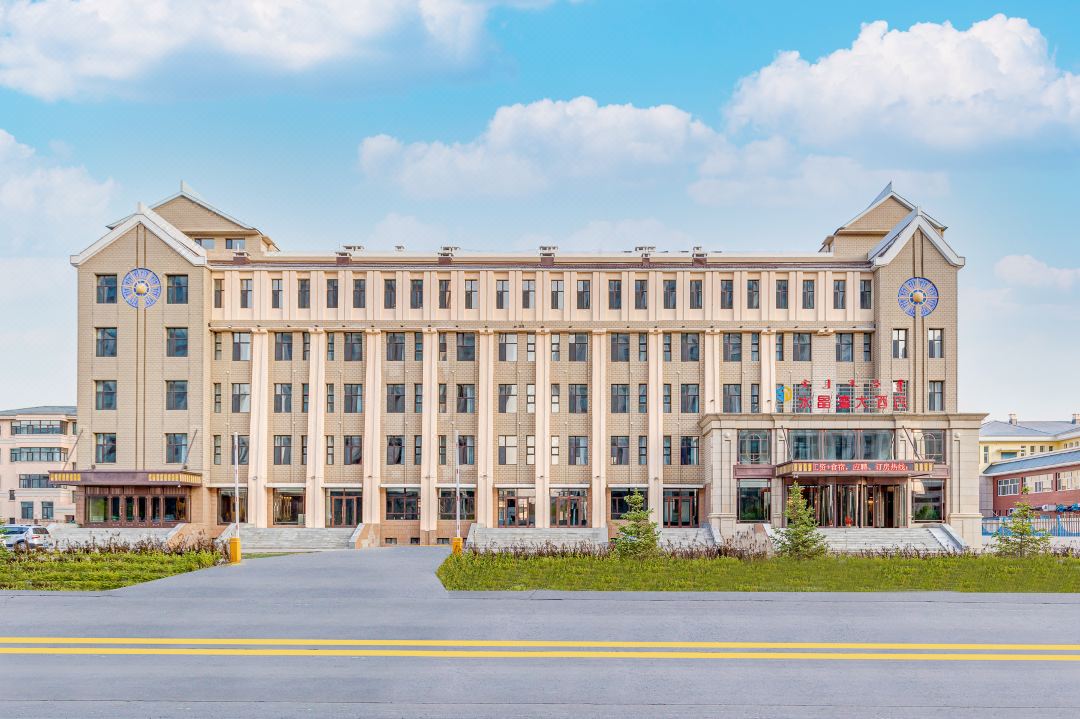 Crystal Bay Hotel