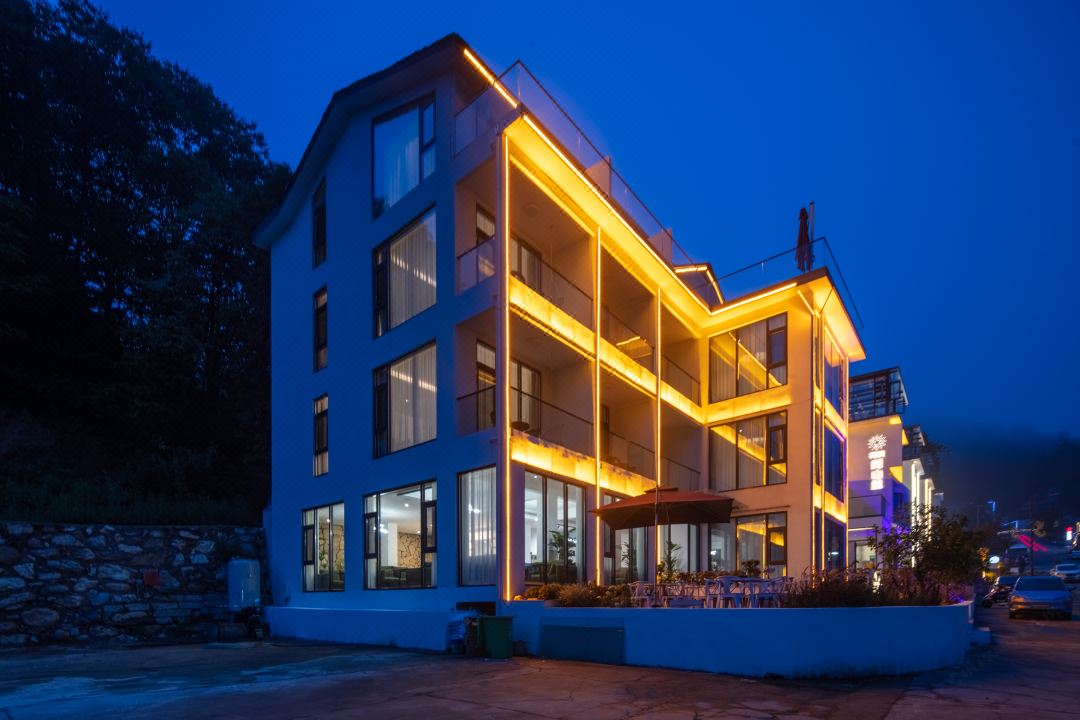 Laojunshan Qimeng Junlan Pavilion (Zhongling Cableway Shop)