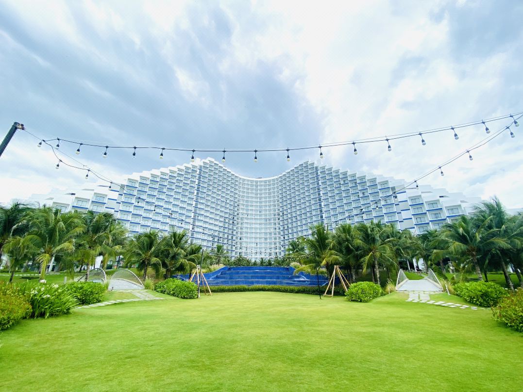 The Arena Cam Ranh beach resort