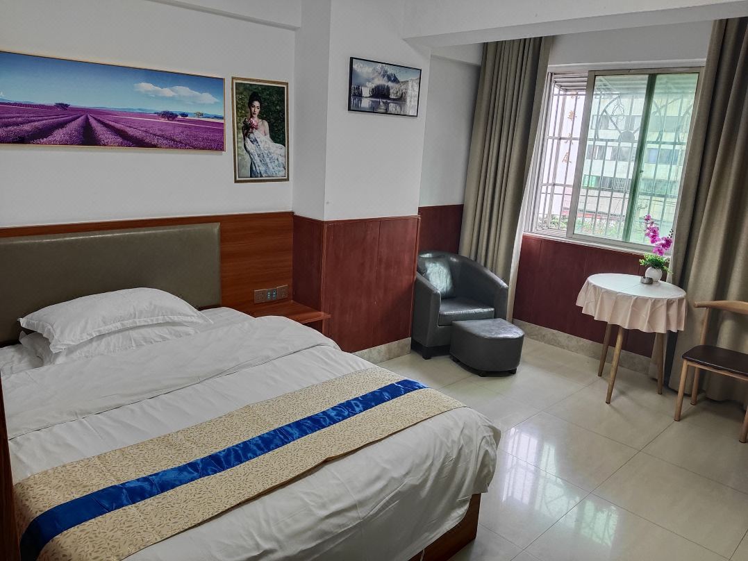 Minghua Hotel