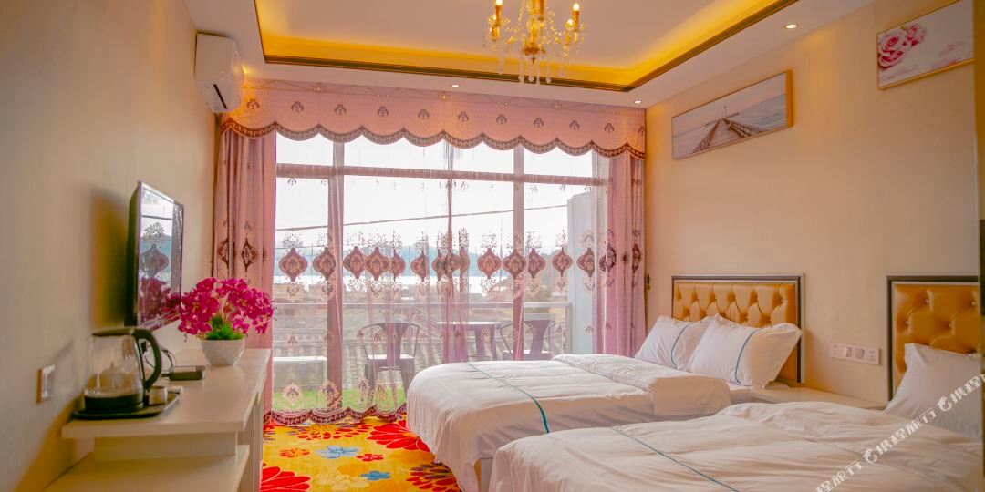 丽江泸沽湖小山之恋客栈