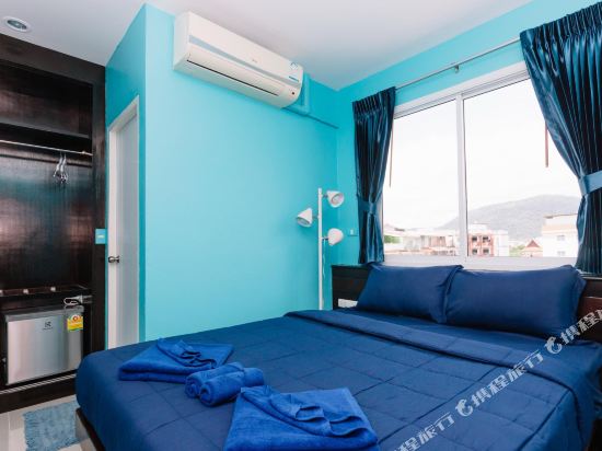 PATONG BLUE HOTEL - Tap to explore photos