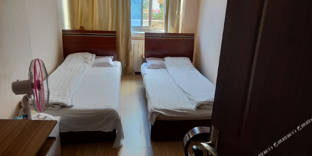 达克拉玛依鸿润旅馆