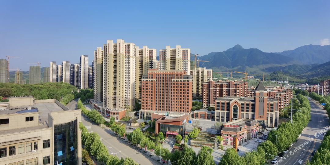 龙门镇大酒店(九江新职业大学店)