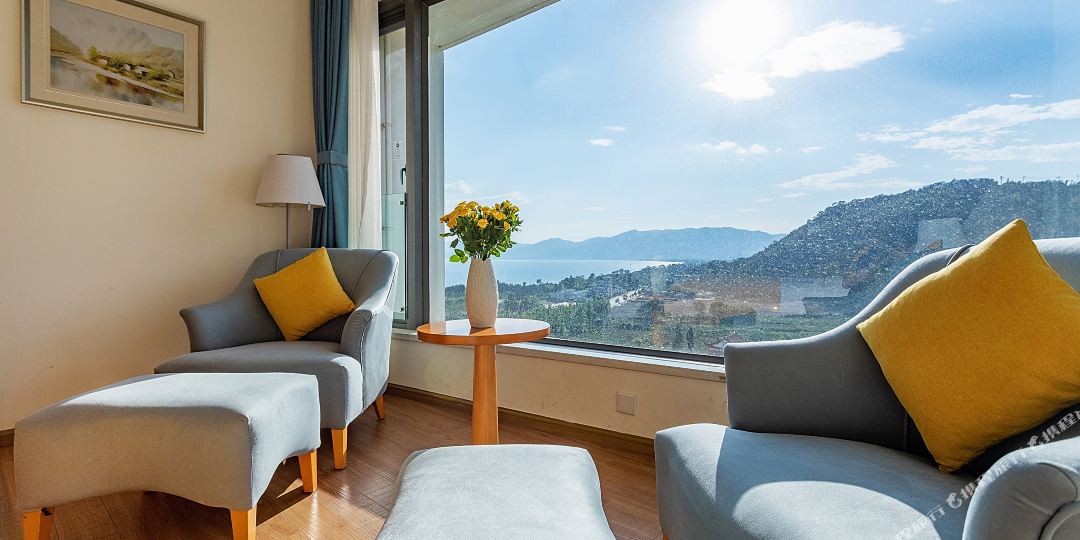 乙洋精品酒店(抚仙湖孤山旅游景区店)