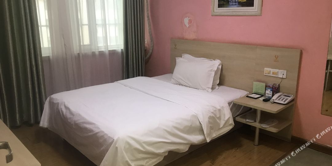 香港爱佑酒店(连锁解放路店)