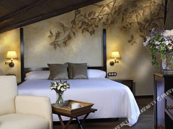 Hotel Rural Los Anades - Tap to explore photos