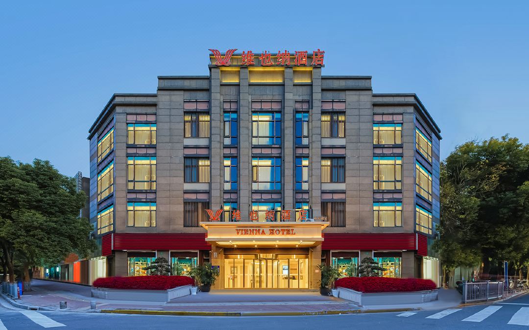 Vienna Hotel (Shanghai Baoshan Huahe Road Branch)